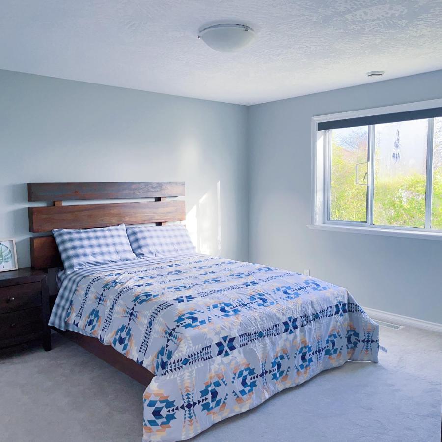 Quiet Three Bedrooms House Victoria Bagian luar foto