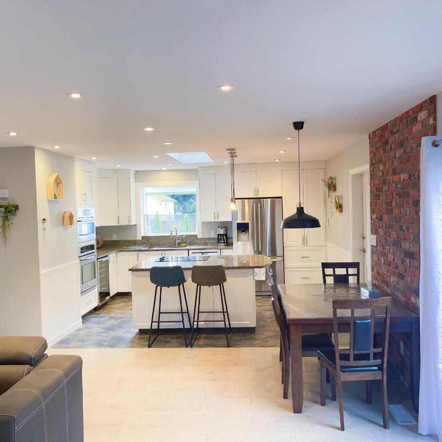 Quiet Three Bedrooms House Victoria Bagian luar foto